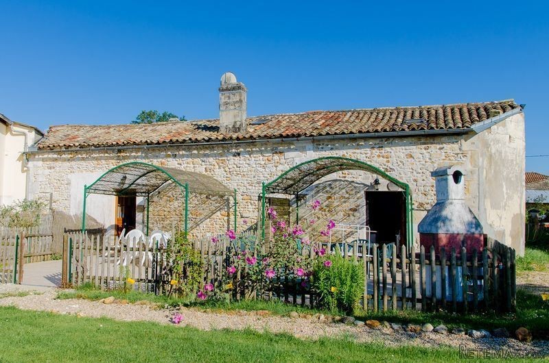 Stone House With 3 Gites, Outbuildings.. - 2