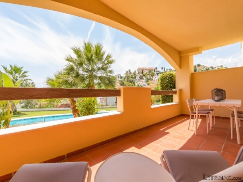 2 Bedroom Apartment For Sale Situated.. - 2
