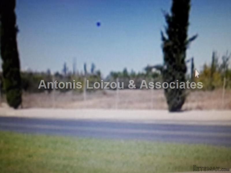 3,112m2 Commercial Plot in Strovolos