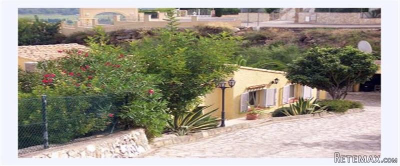 4 Bedrooms - Villa - Alicante - For Sale - 2