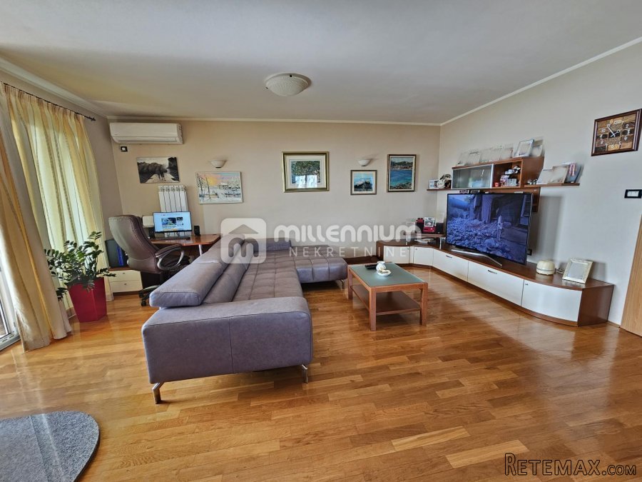 Kostrena, 281.19m2, samostojeća kuća s 2 stana - 7