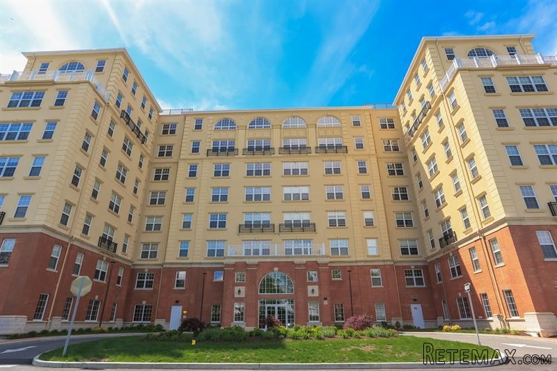 2 bedroom House For Sale: 10 Byron..