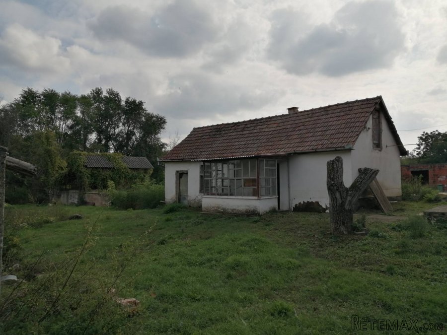 Zrenjanin-Secanj,staro domacinstvo - 11
