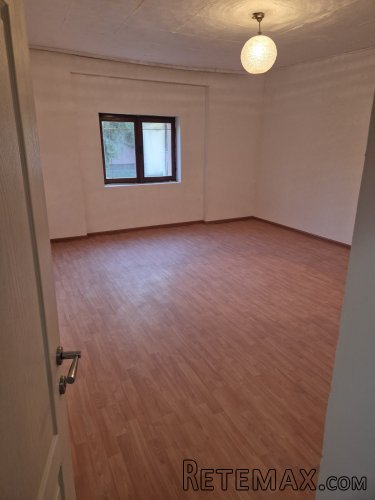 Prodajem kucu u Krcedinu - 12
