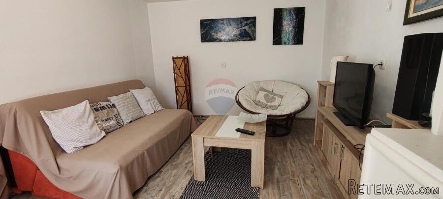 Rab, Banjol - kuća s vrtom, centar - 2