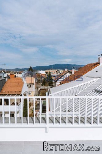 Zagreb, Trešnjevka ( Pazinska ul. ) dvoetažni stan 107 m2 - 13