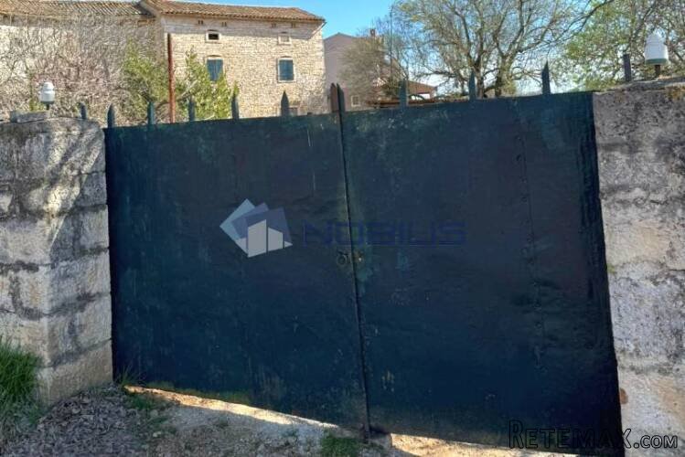 Cukrići, dvije stare kamene kuće 212 m2 sa 650 m2 okućnice - 5