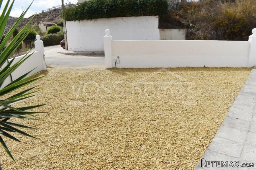 EXCLUSIVE TO VOSS HOMES - A very interesting property made.. - 5