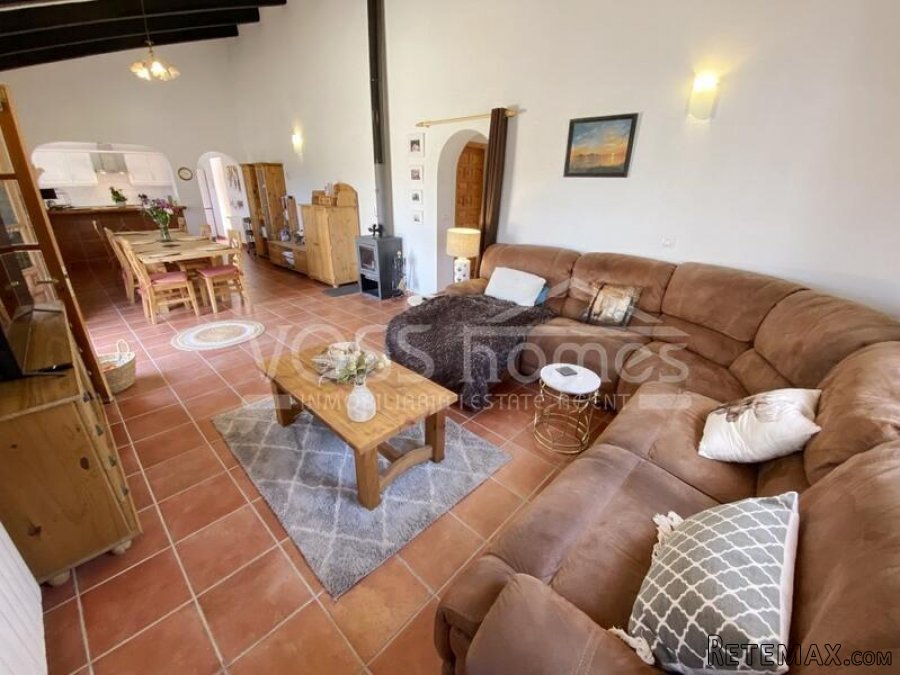 NEW & EXCLUSIVE TO VOSS HOMES - A large, uniquely designed.. - 17