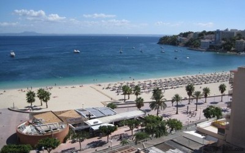 Mallorca properties- Apartment in first..
