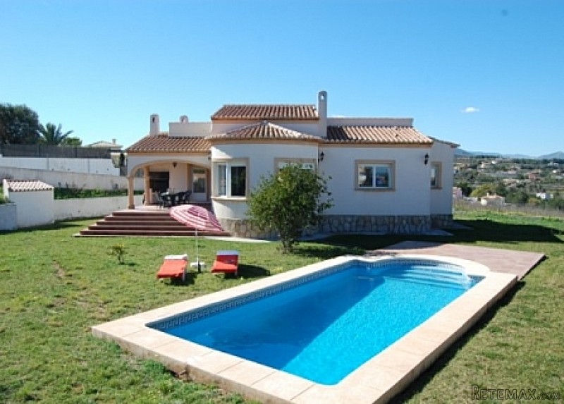 2 Bedrooms - Villa - For Sale - 2