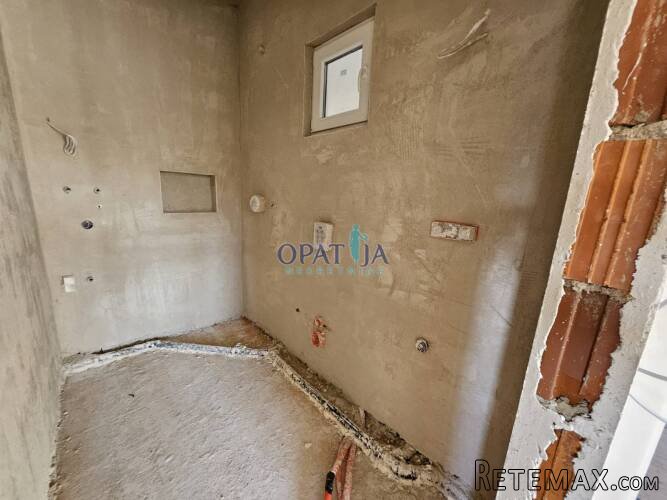 Vir Apartman s pogledom na more na zadnjem katu - 9
