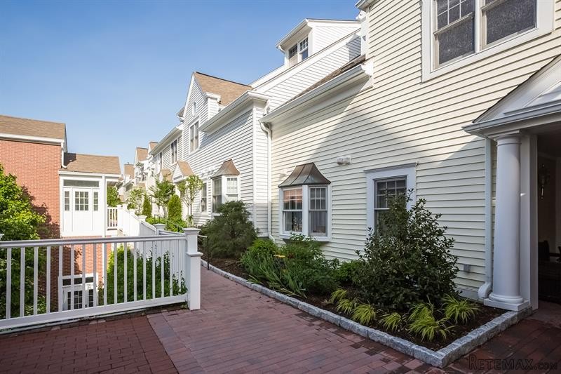 2 bedroom House For Sale: 51 Forest..