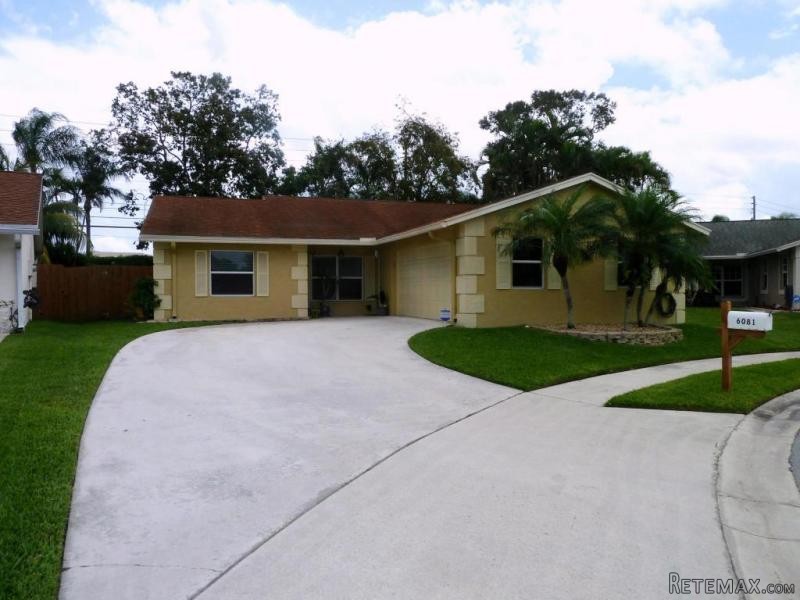 6081 Moonbeam Dr, Lake Worth, FL -.. - 2