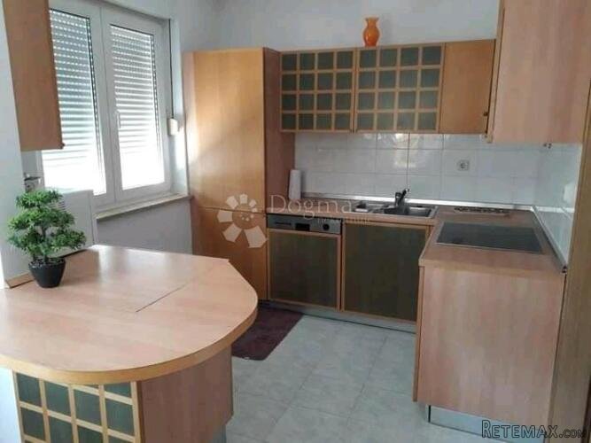 RIJEKA, RENOVIRANI STAN NA PRODAJU - 2