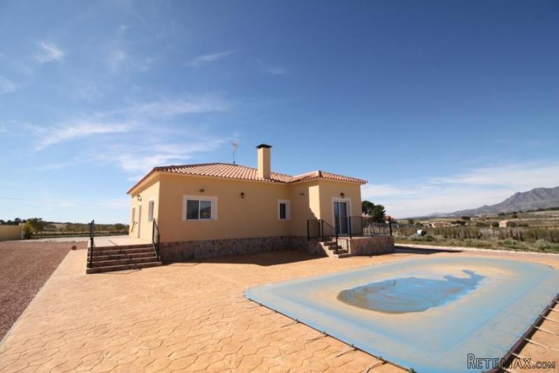 Canada Del Trigo - Show House for sale..