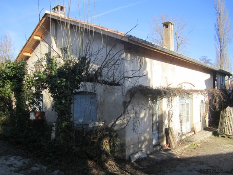 Masses Of Potenial For This Property..