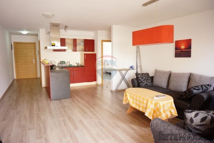 NOVI APARTMAN S VRTOM U LIŽNJANU