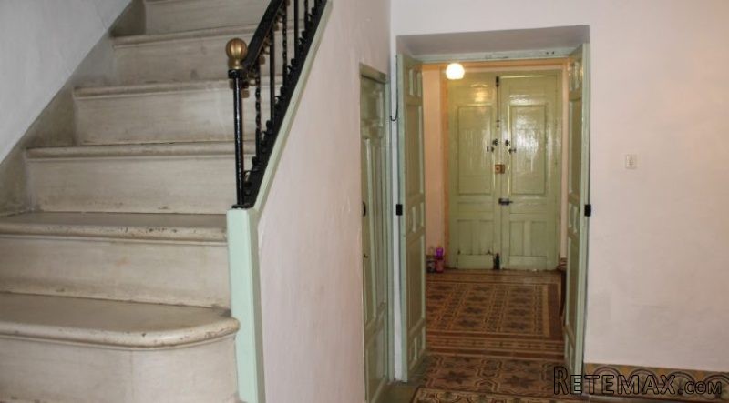 Large Townhouse Close To The Main Plaza.. - 2