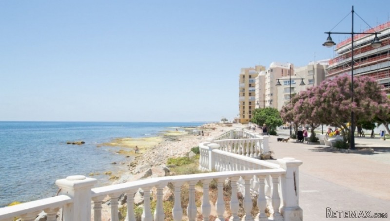 Resale · Apartment · Spain · Costa Bl..