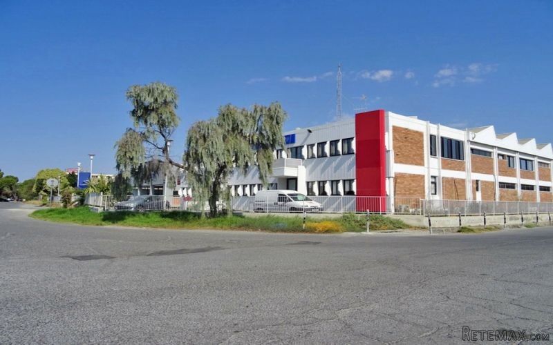 Industrial Warehouse For Sale in Engomi