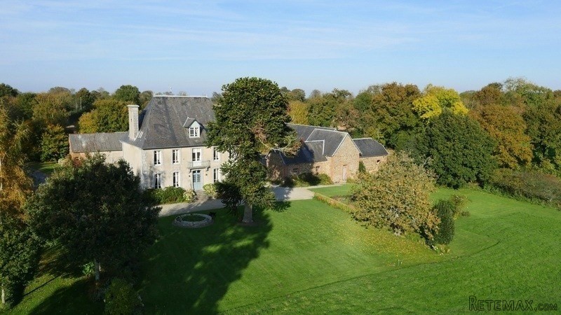 Manor House with Various Outbuildings - 2