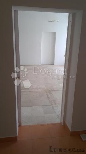 Poslovni prostor u Matuljima - 2