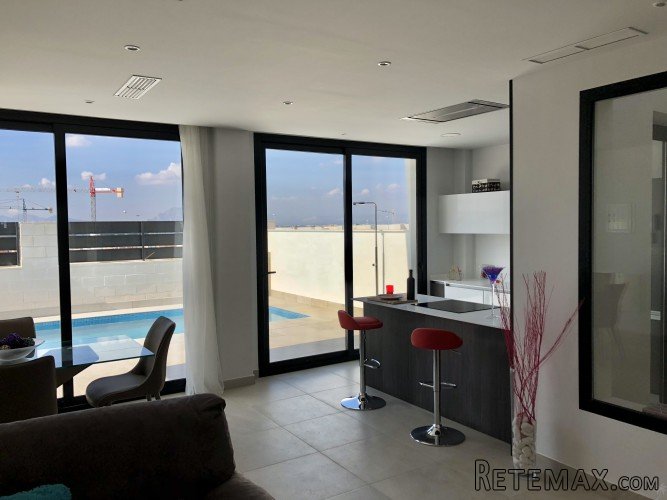 In a neighborhood with beautiful views over the surrounding.. - 3