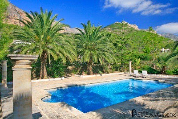 Rustic villa with lots of character on large plot on the.. - 3