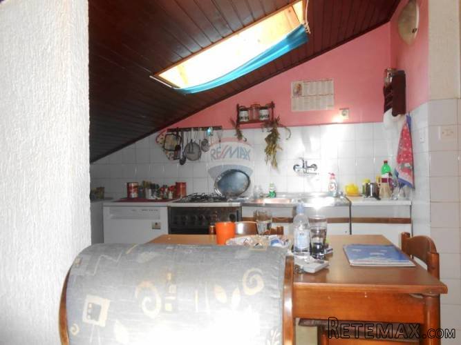 Istra, Pula, centar, stan od 76 m2, u potkrovlju na 4.katu - 5