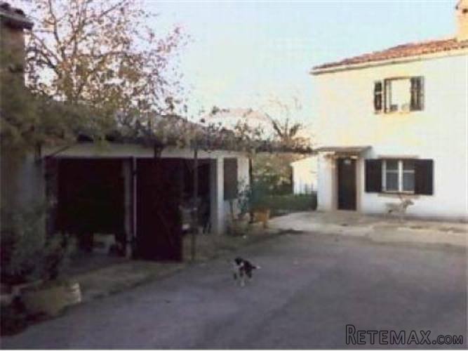 Samostojeća katnica sa 2.640 m2 zemljišta - 4
