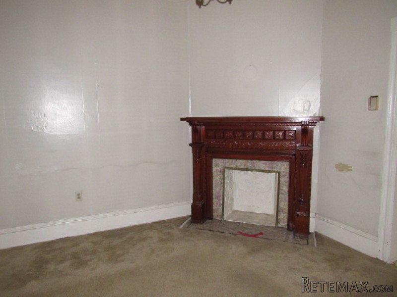 18 Reese Ct Phillipsburg, NJ, 08865.. - 2