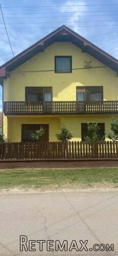 Kuća na prodaju Sremska Mitrovica-Laćarak