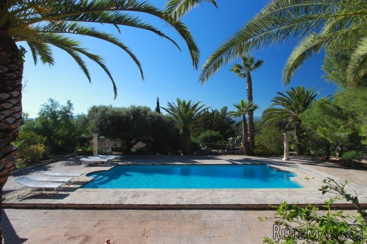 Rustic villa with lots of character on large plot on the.. - 6