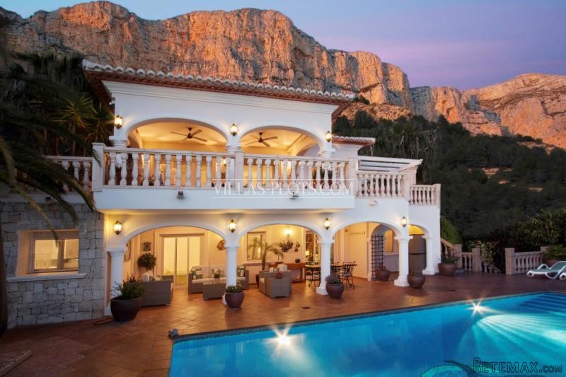 4 Bedroom Villa In Javea