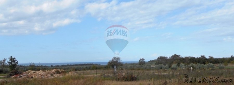 POREČ: 4km OD GRADA PRODAJE SE GRAĐEVINSKO ZEMLJIŠTE SA... - 2