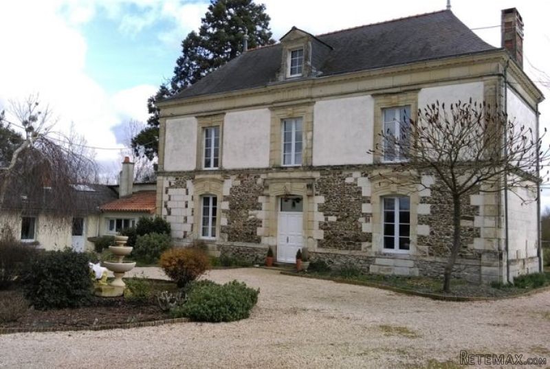 Rural House, Guest Gite and Outbuildings