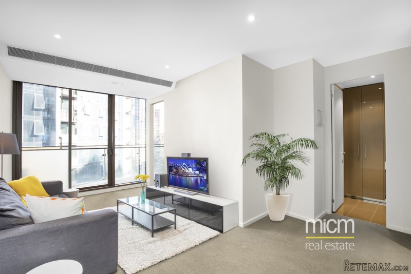 Gorgeous One Bedroom Pad in Epic Complex