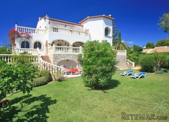 Luxury 5 bedroom villa that consists of a main house and.. - 3