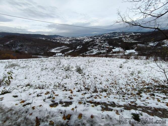 Prodaje se zemljište sa pogledom - 3