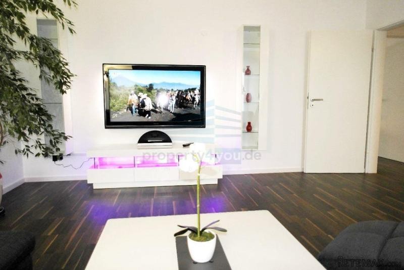 Luxuriose, helle 4-Zi Wohnung in..