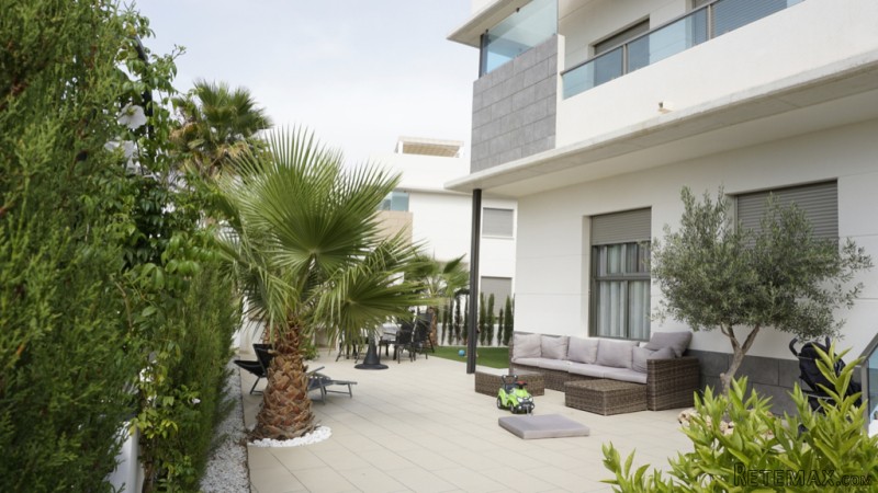 2 Bedrooms - Apartment - Alicante - For..