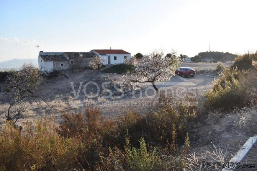NEW LISTING TO VOSS HOMES - A gorgeous & spacious 80m2.. - 6