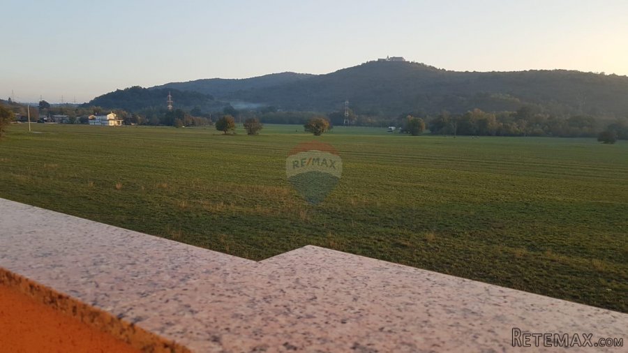 Grobnik, Dražice - kuća površine 372 m2 na mirnoj lokaciji - 7