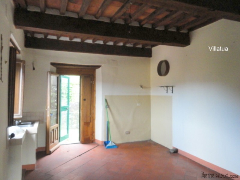 Village/town House - For Sale - - EUR..