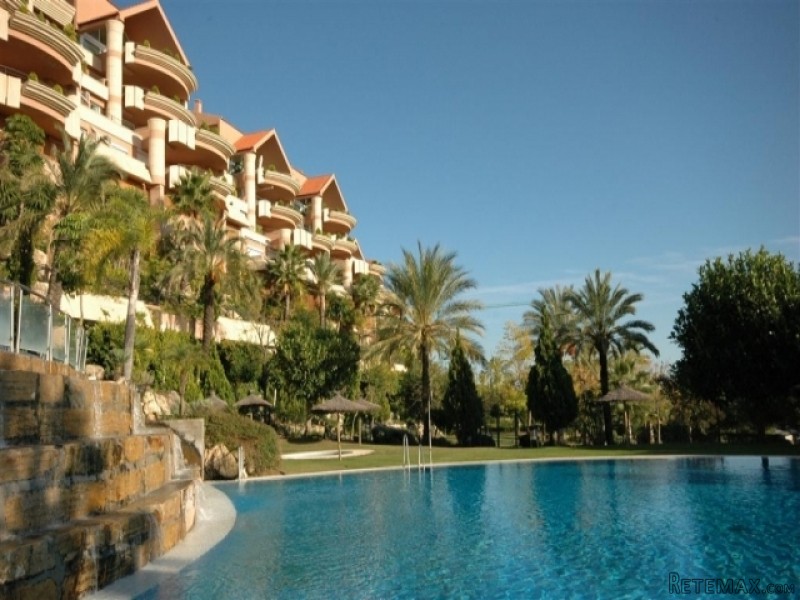 3 Bedroom Penthouse For Sale In Magna..