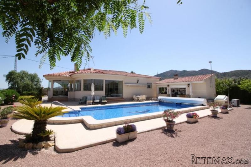 Dream Luxury Property (Ref. PV4099)