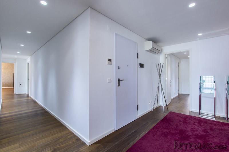 Apartment T5+2 - 2
