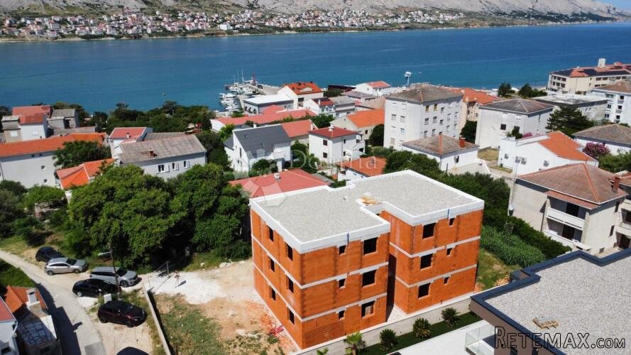 PAG CENTAR- APP na odličnoj lokaciji, pogled , parking - 2