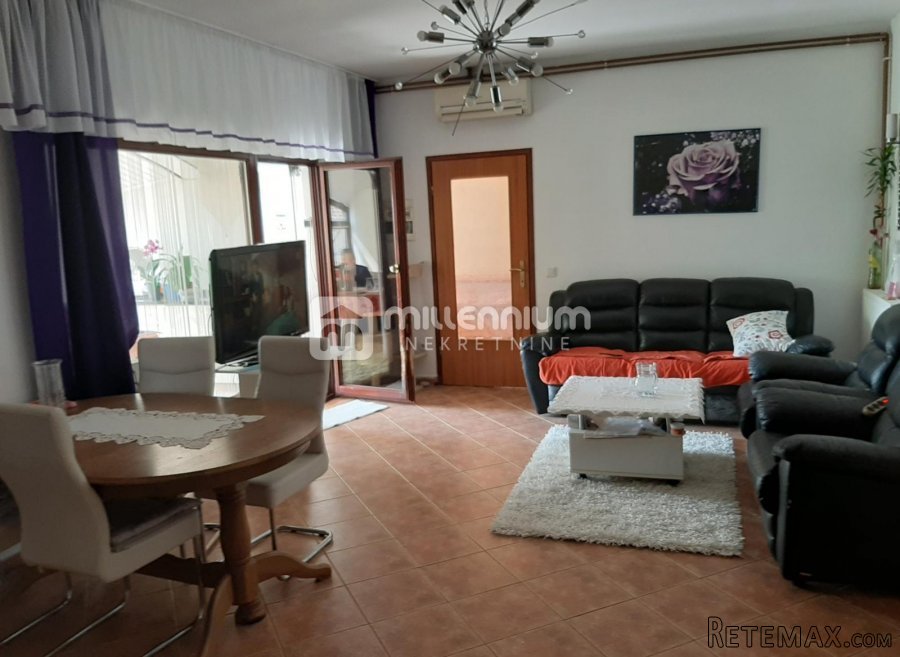 Viškovo, etaža, komforan 3s+db, balkon